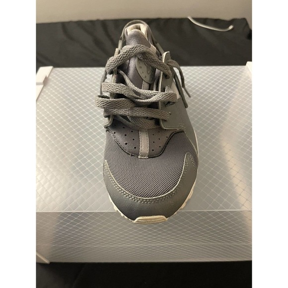 MENS YOUTH Nike Air Hurrache Grey And White Size 5Y Shoes No Box - Picture 2 of 9